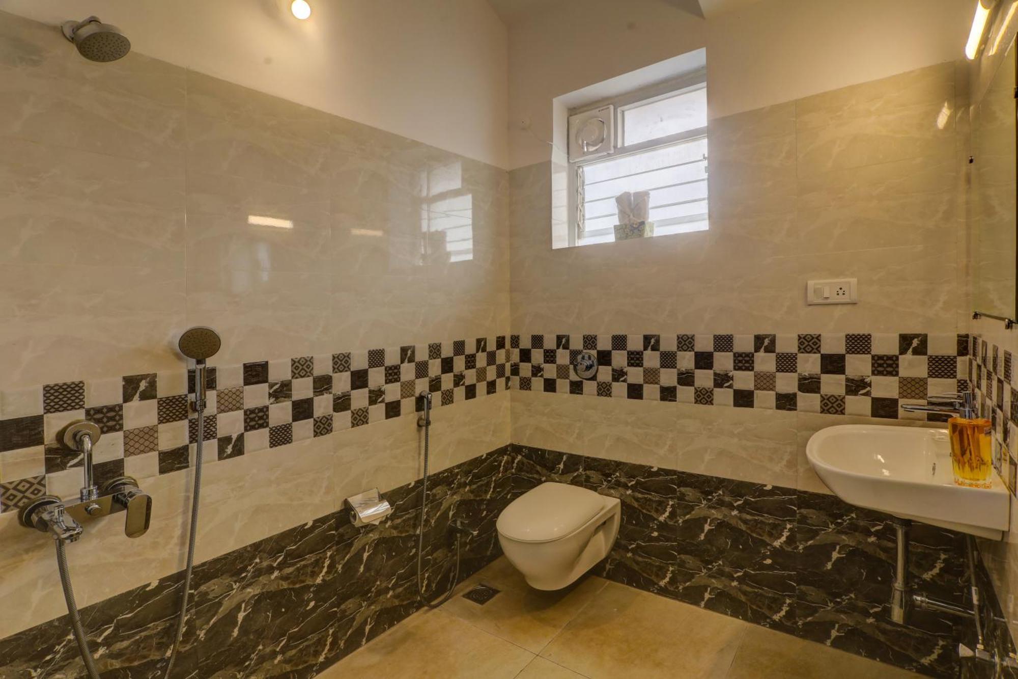 Jaqk Holidays - 9Bhk Villa For Big Groups, Private Pool-Wifi-Cartaker-Parking, North Goa Бага Экстерьер фото