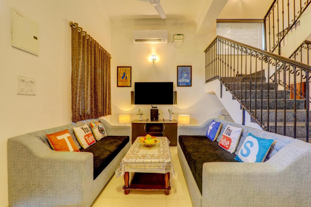 Jaqk Holidays - 9Bhk Villa For Big Groups, Private Pool-Wifi-Cartaker-Parking, North Goa Бага Экстерьер фото